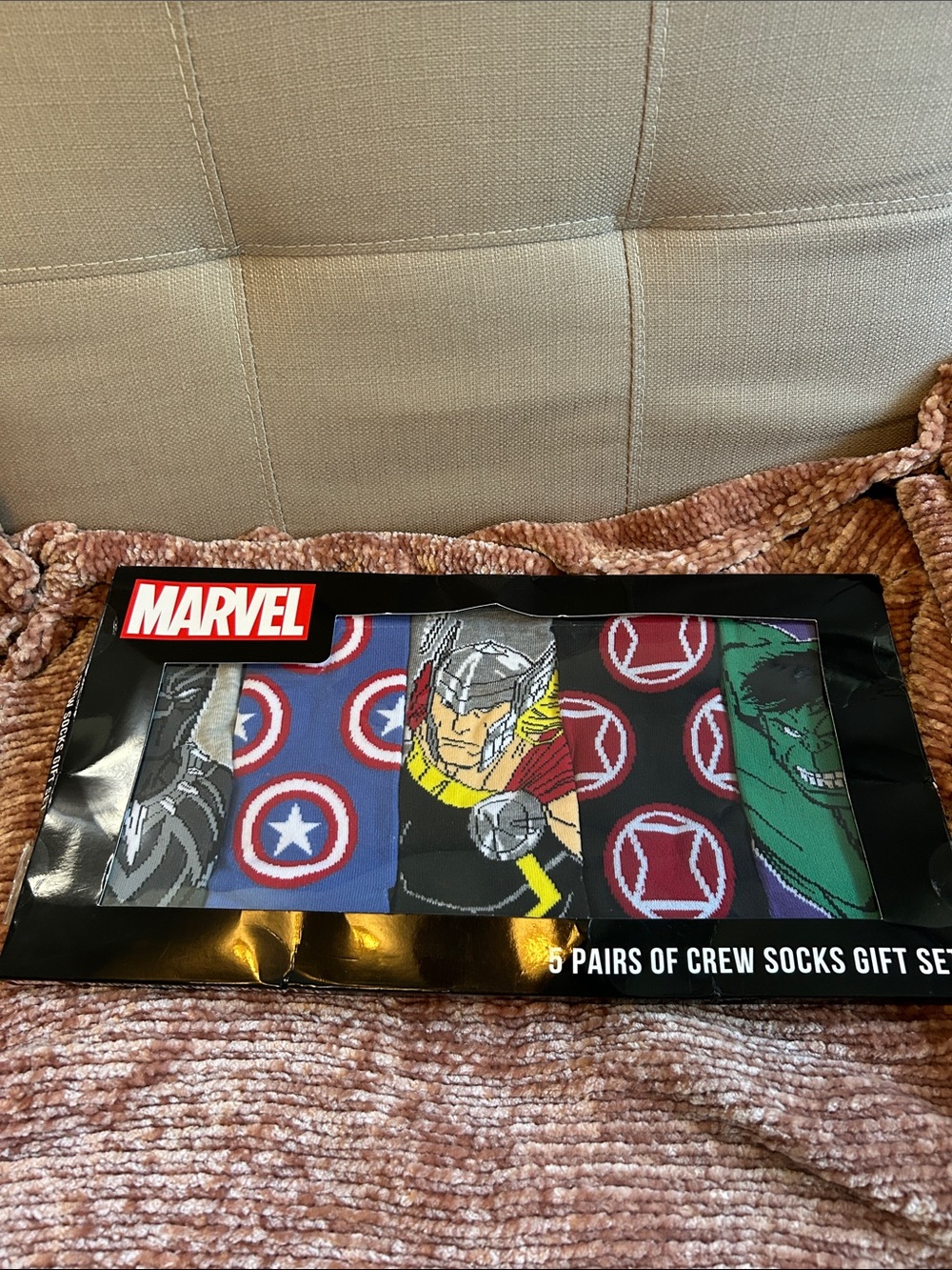 Marvel Men's Crew Socks Gift Set - Multicolor Superhero Designs - 5 Pairs